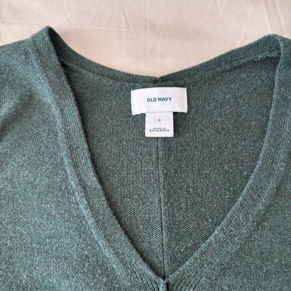 Old Navy Green V-neck Sweater. Size S. - Picture 3 of 5